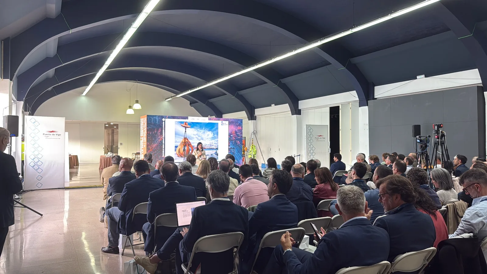 Pantalla LED para stand de feria en Galicia